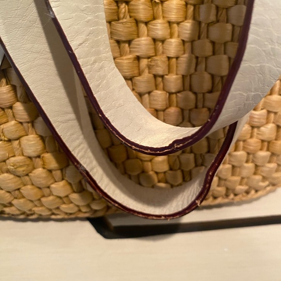 Michael Kors Vintage Woven Tote Bag White Leather Gold Hardware Spring/Summer - Picture 6 of 14